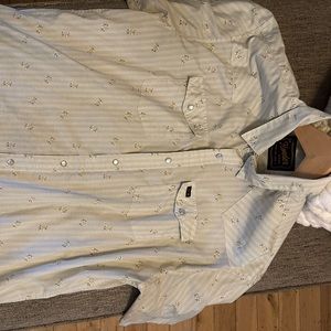 Short sleeve Howler Brothers shirt, worn twice